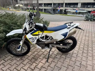 Husqvarna 701 Enduro (2017 - 19) usata