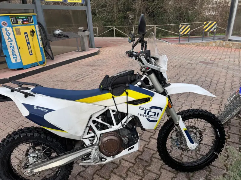 Husqvarna 701 Enduro (2017 - 19) (5)