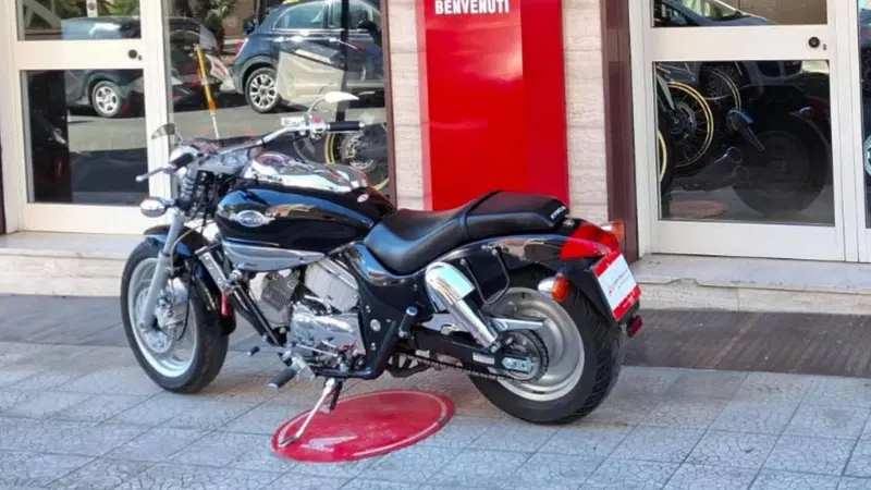 Kymco Venox 250 (2000 - 06) (7)