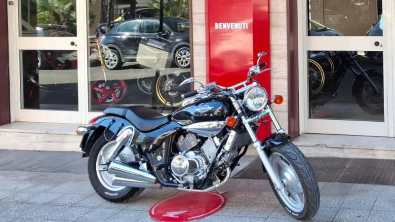 Kymco Venox 250 (2000 - 06) (8)