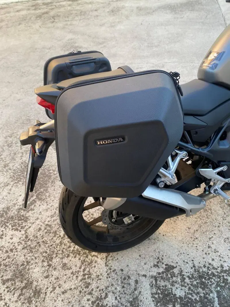 Honda CB 750 Hornet (2023 - 24) (3)