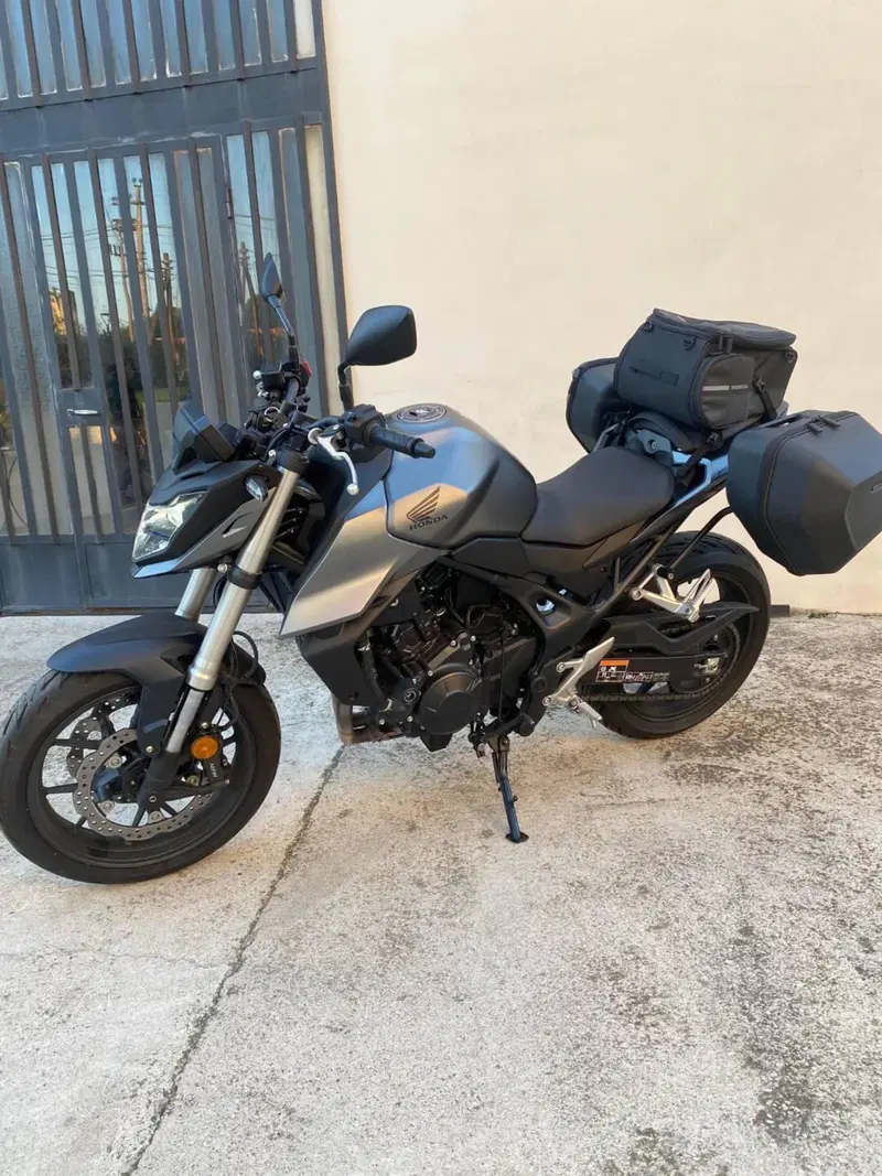 Honda CB 750 Hornet (2023 - 24)