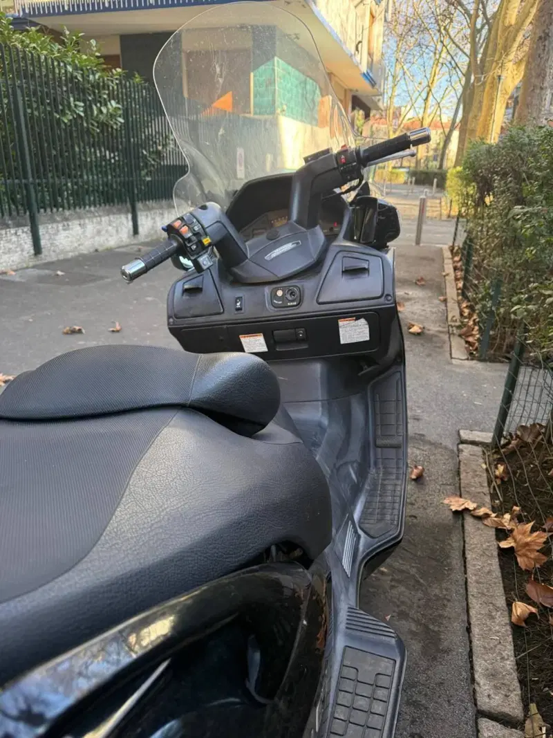 Suzuki Burgman AN 650 Executive ABS (2006 - 12) (4)