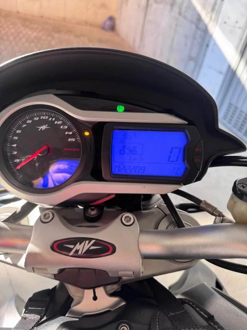 MV Agusta Brutale 1090 ABS (2012 - 19) (5)