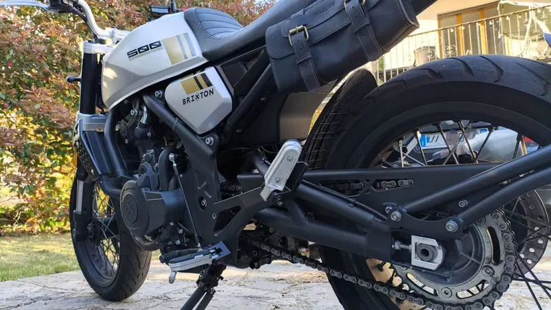 Brixton Motorcycles Crossfire 500 (2021 - 25) (7)