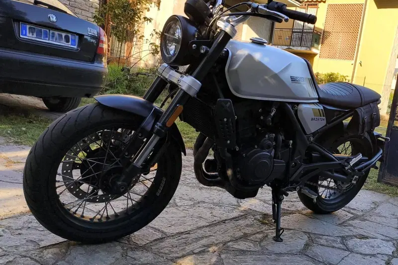 Brixton Motorcycles Crossfire 500 (2021 - 25) (3)