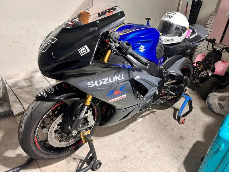 Suzuki GSX R 750 (2011 - 17) (4)