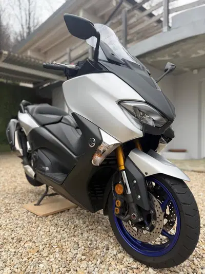 Yamaha T-Max 530 SX (2017 - 19) usata