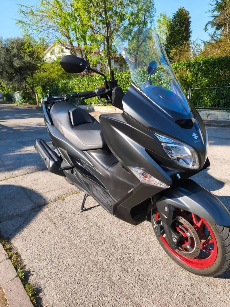 Suzuki Burgman AN 400 (2017 - 20) (2)