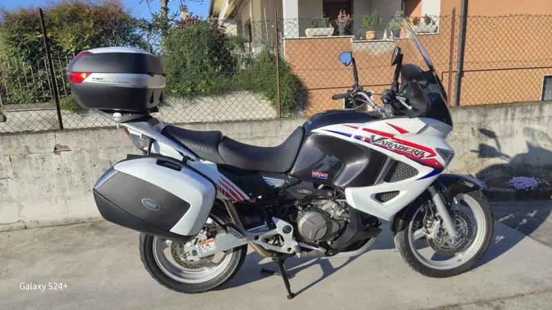 Honda Varadero 1000 (2003 - 11) (4)