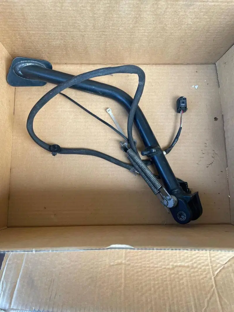 BMW Spare parts - Cavalletto laterale bmw R1200 GS (3)