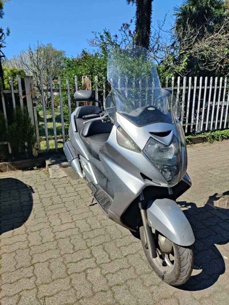 Honda Silver Wing 600 (2005 - 09) (3)