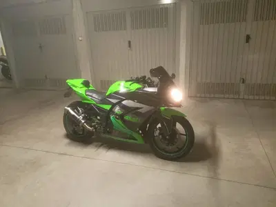 Kawasaki Ninja 250 R (2007 - 13) usata