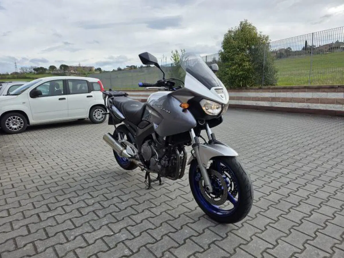 Yamaha TDM 900 ABS (2002 - 13) (2)