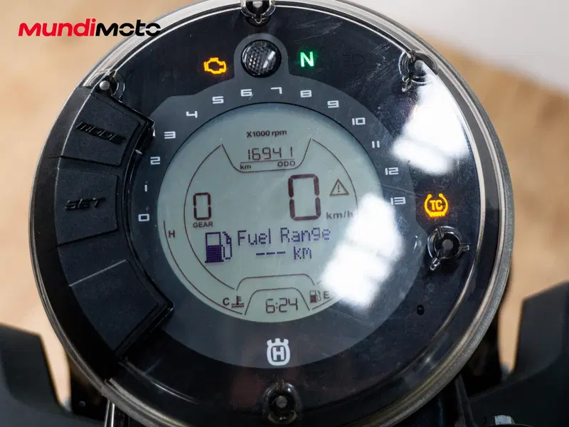 Husqvarna Vitpilen 701 (2020) (12)