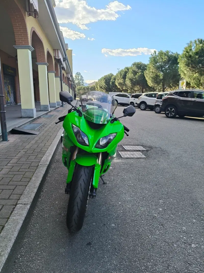 Kawasaki Ninja 600 ZX-6R (2009 - 16) (6)