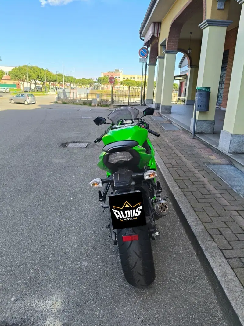 Kawasaki Ninja 600 ZX-6R (2009 - 16) (8)