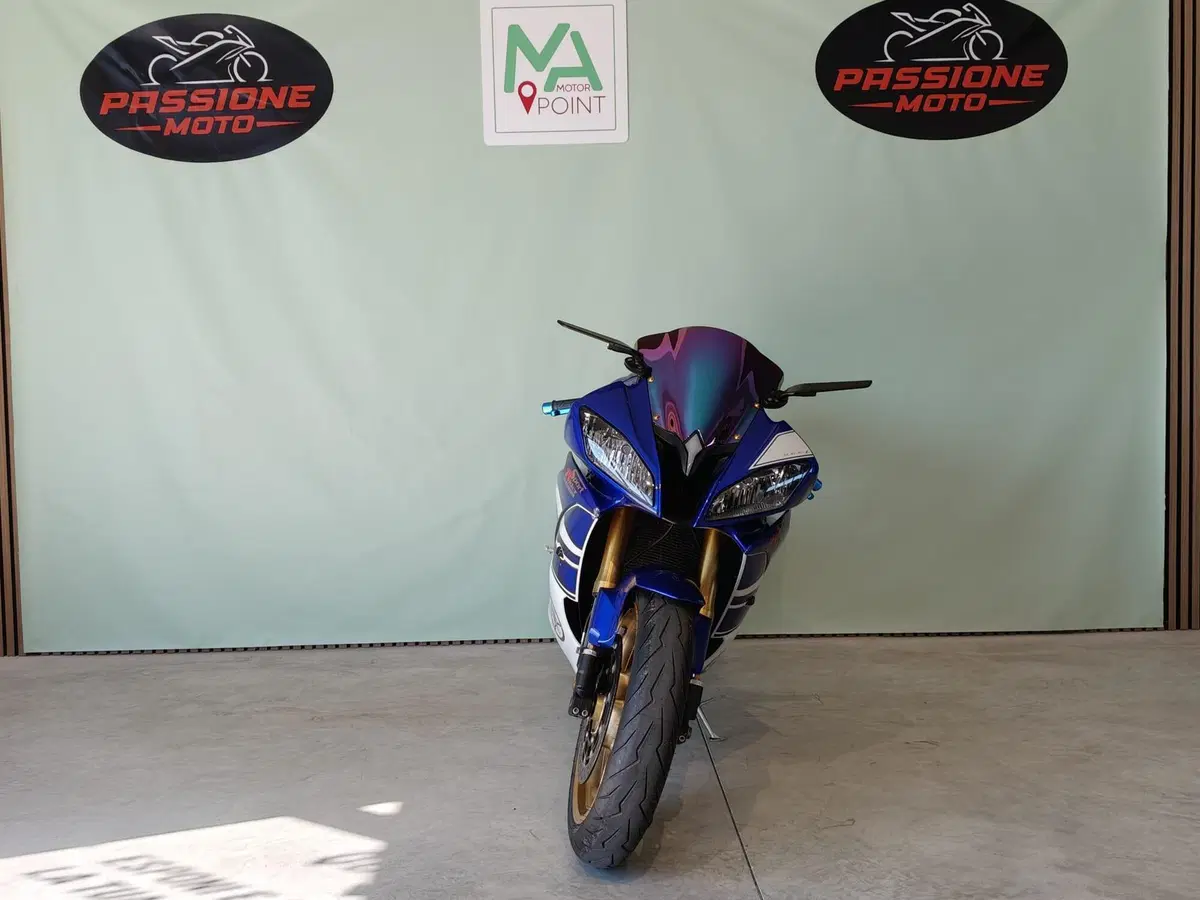 Yamaha YZF R6 (2008 - 09) (4)