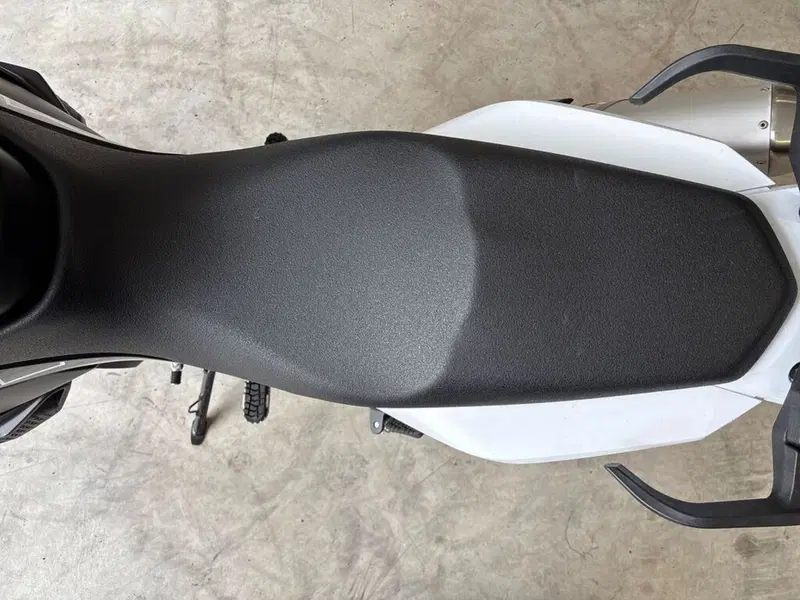 KTM 890 SMT (2023 - 25) (9)