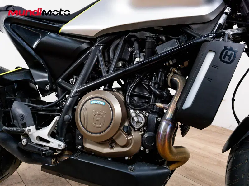 Husqvarna Vitpilen 701 (2020) (5)