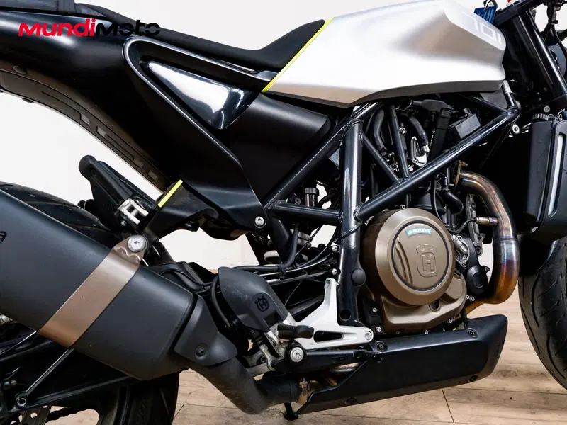 Husqvarna Vitpilen 701 (2020) (4)