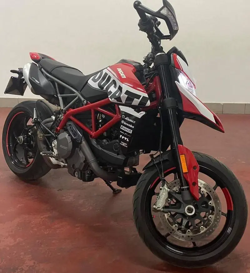Ducati Hypermotard 950 RVE (2022 - 25) (3)