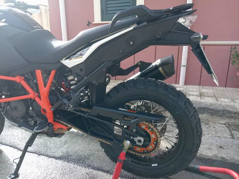 KTM 1090 Adventure R (2017 - 19) (6)