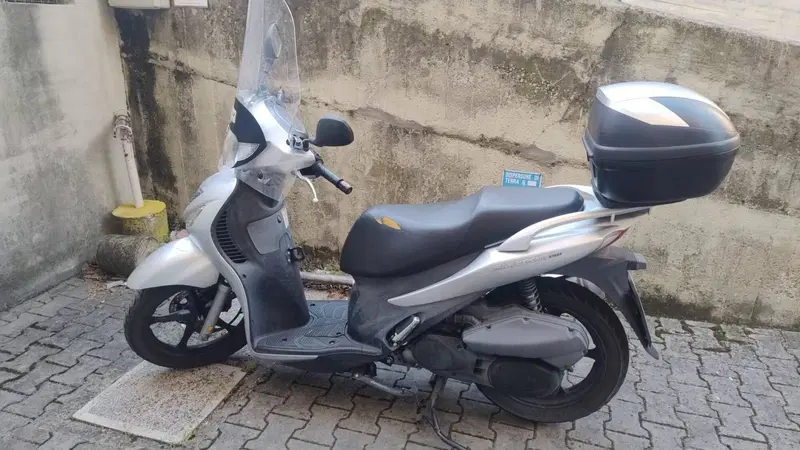 Suzuki SIXteen 150 (2007 - 14) (7)