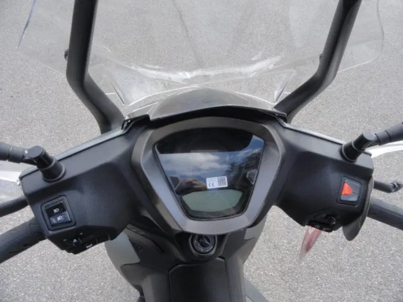 Kymco Agility 300i Noodoe (2021 - 24) (15)
