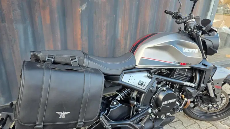 Moto Morini SEIEMMEZZO STR (2022 - 26) (7)