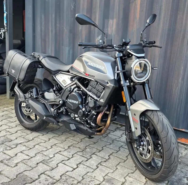 Moto Morini SEIEMMEZZO STR (2022 - 26) (3)