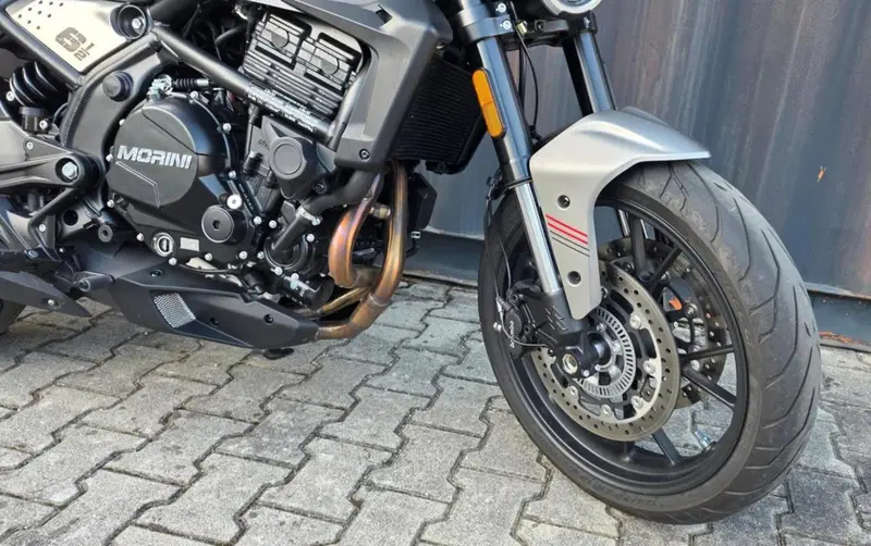 Moto Morini SEIEMMEZZO STR (2022 - 26) (10)
