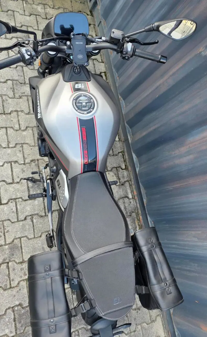 Moto Morini SEIEMMEZZO STR (2022 - 26) (5)