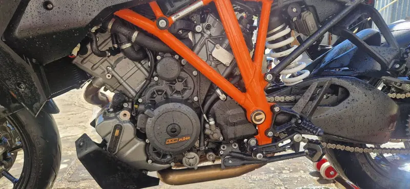 KTM 1290 Super Duke GT (2019 - 20) (6)