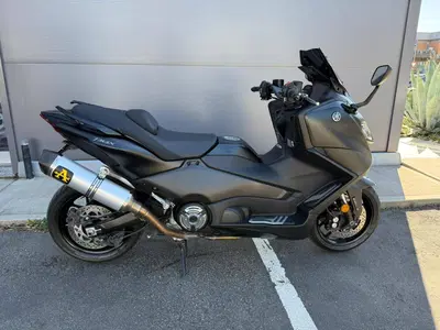 Yamaha T-Max 560 (2022 - 24) usata