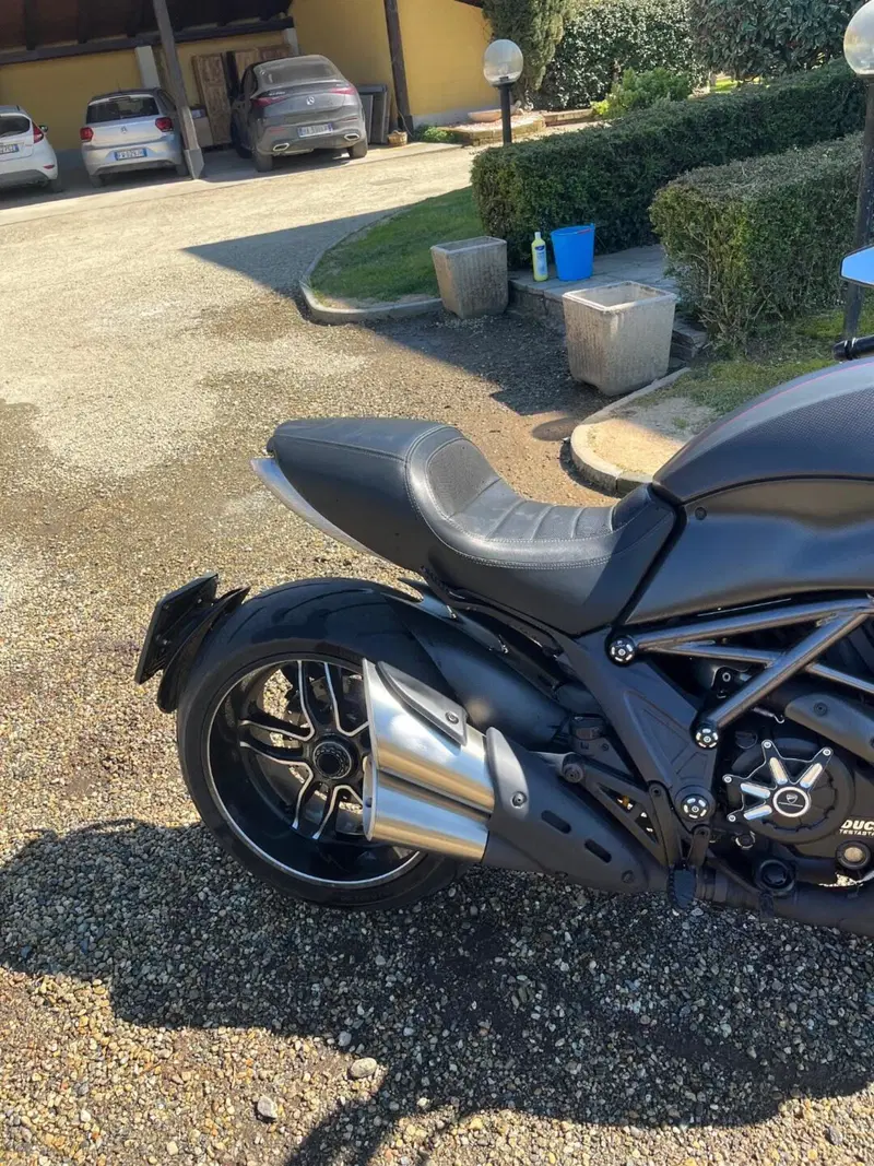 Ducati Diavel 1200 Carbon (2014 - 16) (10)