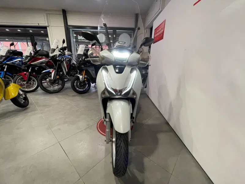 Honda SH 150i (2017 - 19) (6)