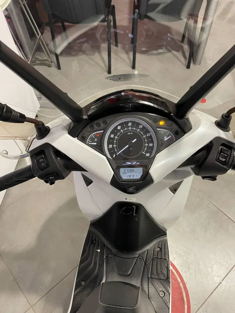 Honda SH 150i (2017 - 19) (14)