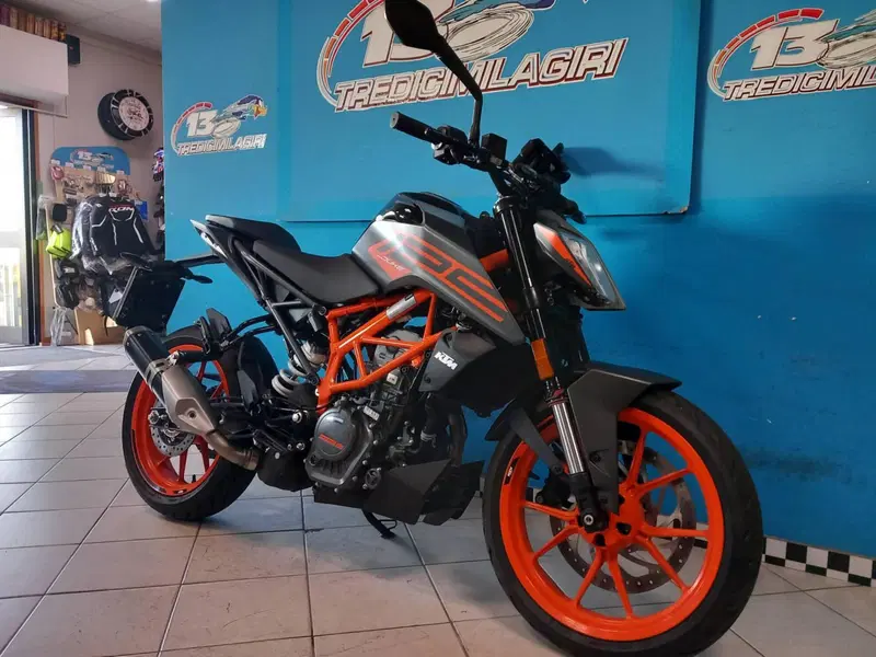 KTM 125 Duke (2024 - 25) (2)