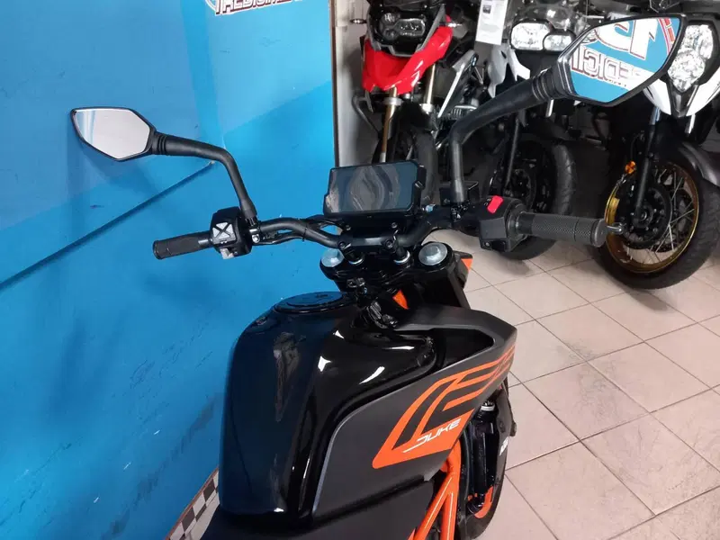KTM 125 Duke (2024 - 25) (18)