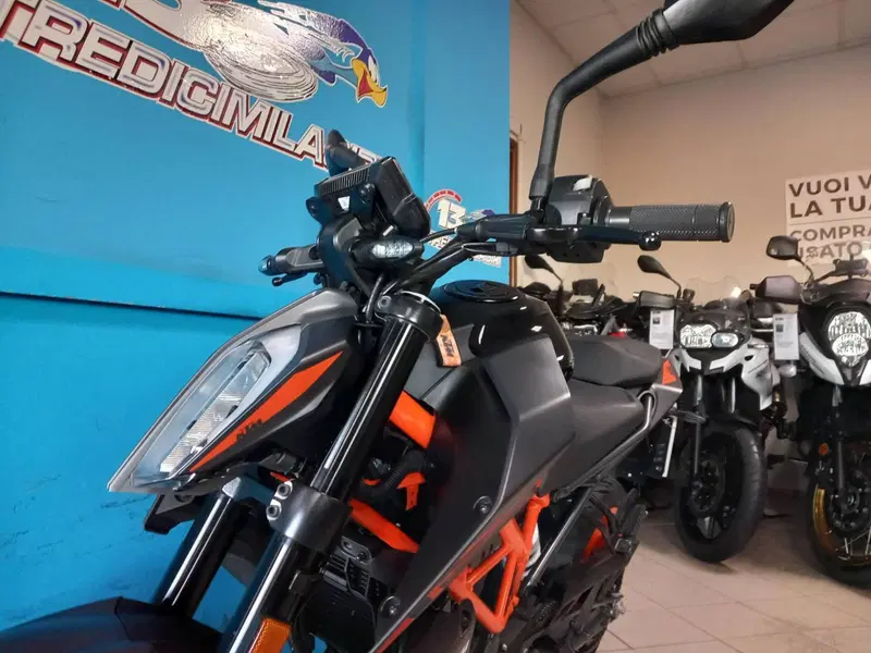 KTM 125 Duke (2024 - 25) (8)