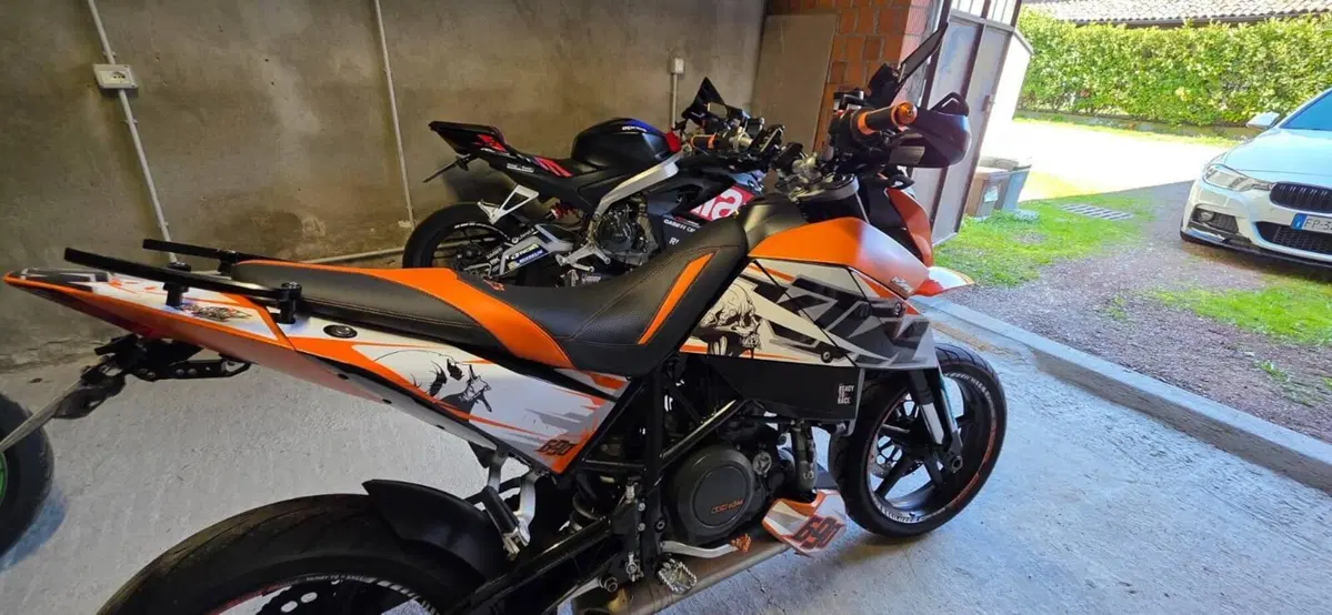KTM 690 Duke (2007 - 09) (4)
