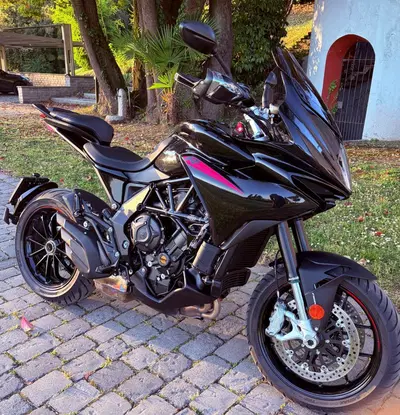 MV Agusta Turismo Veloce 800 R (2023 - 26) usata