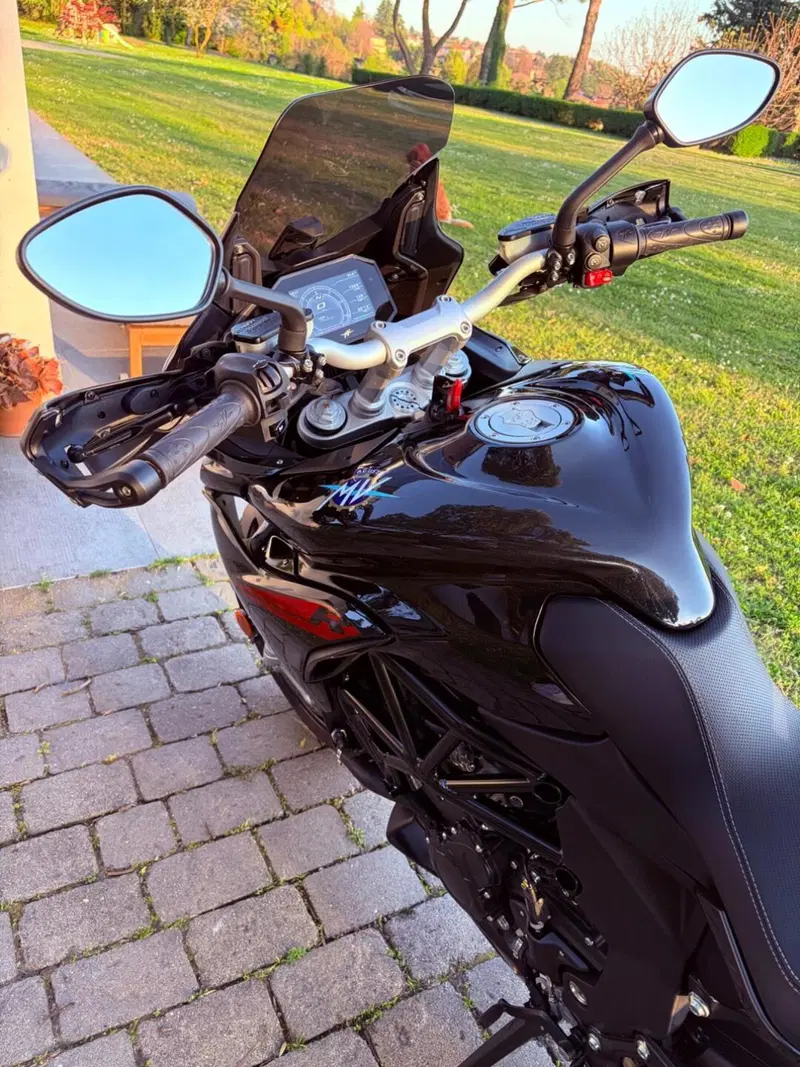 MV Agusta Turismo Veloce 800 R (2023 - 26) (5)