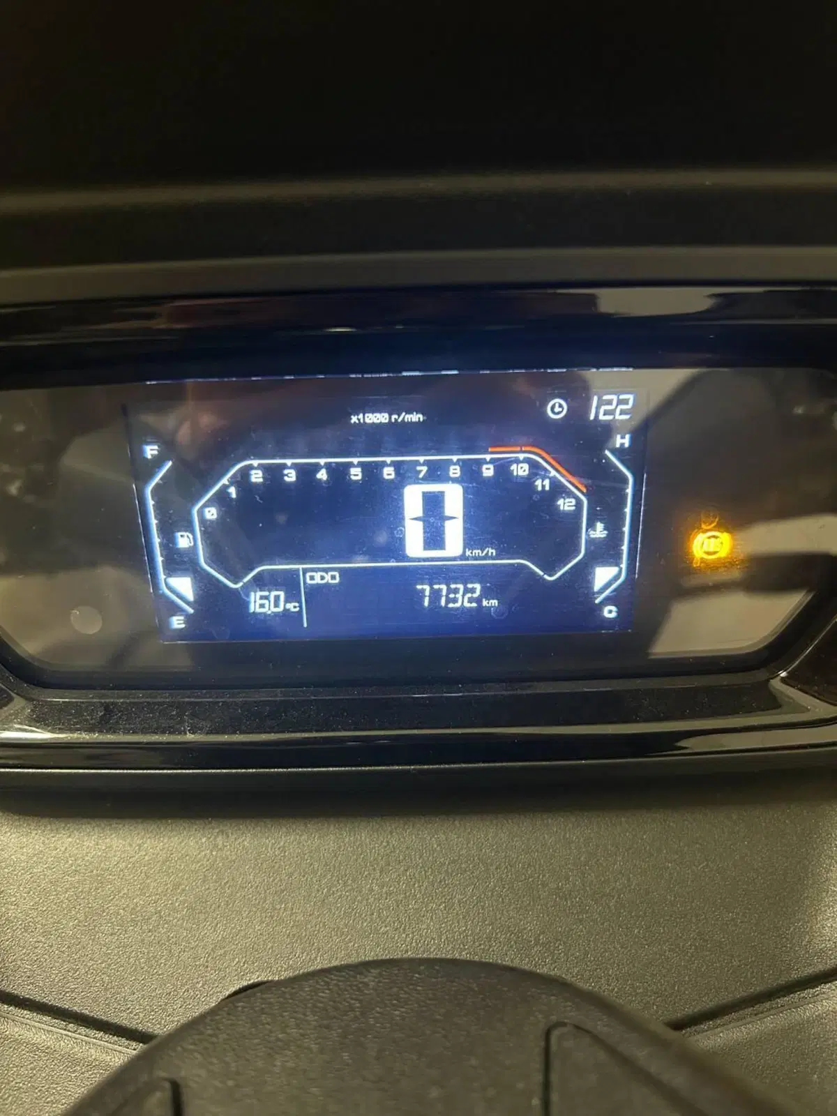 Yamaha X-Max 300 (2021 - 24) (12)