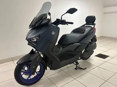 Yamaha X-Max 300 (2021 - 24) usata