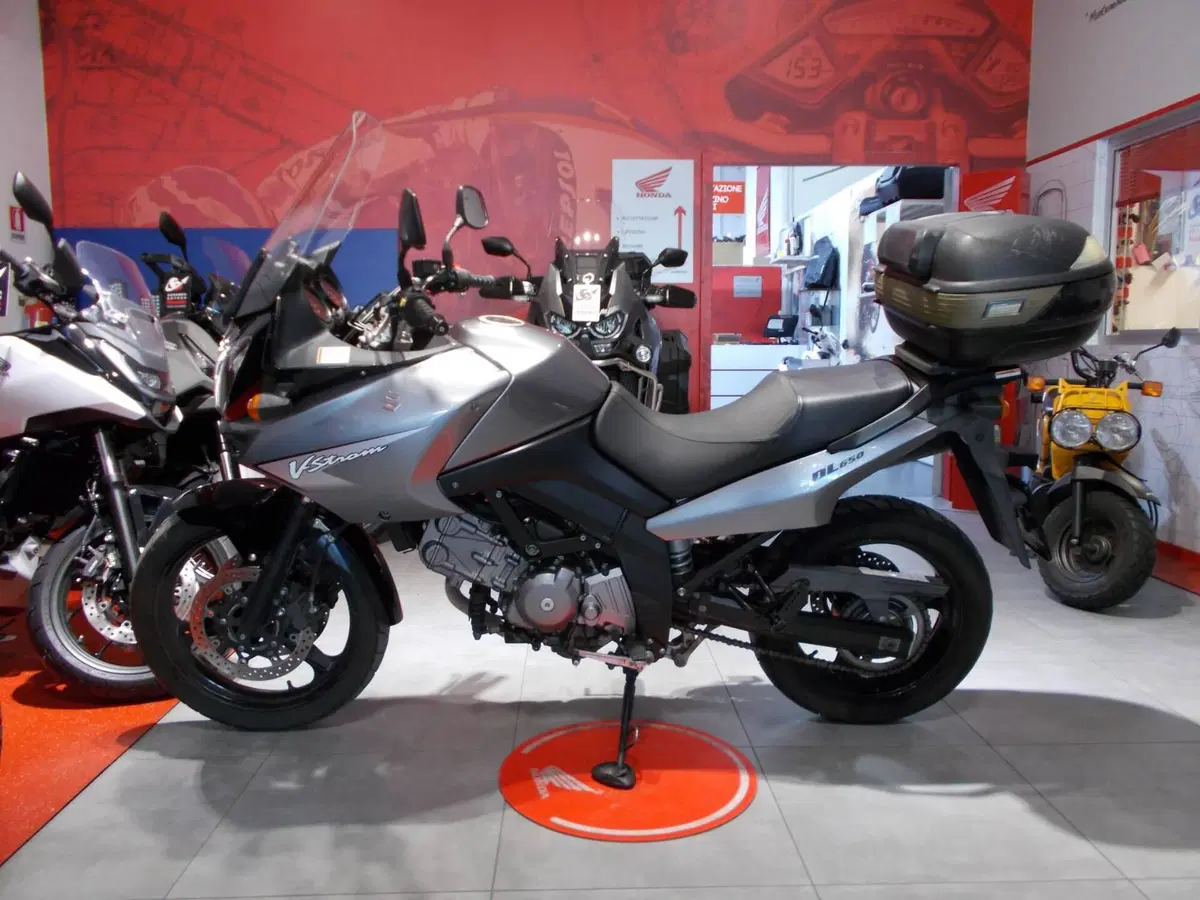 Suzuki V-Strom 650 (2008 - 11) (4)