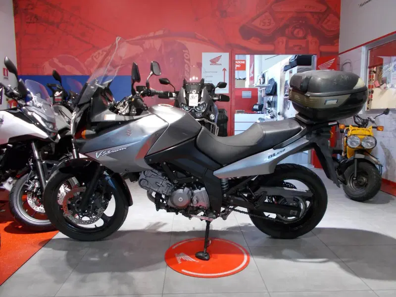 Suzuki V-Strom 650 (2008 - 11) (4)