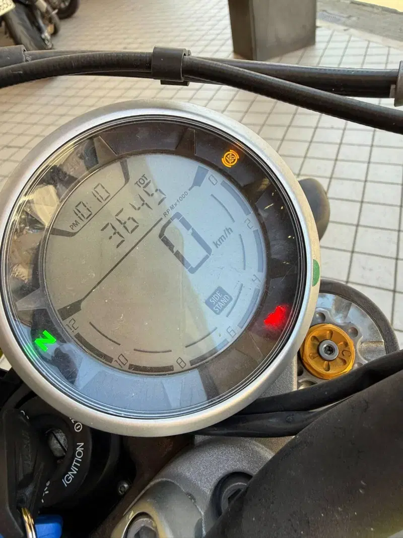 Ducati Scrambler 800 Flat Track Pro (2016 - 17) (2)