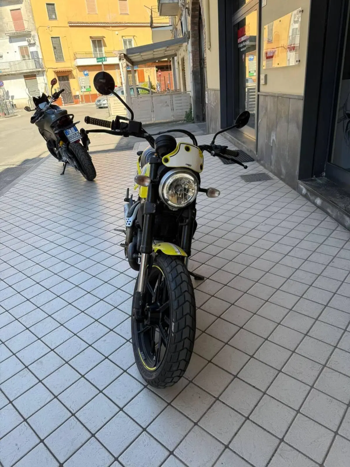 Ducati Scrambler 800 Flat Track Pro (2016 - 17) (3)